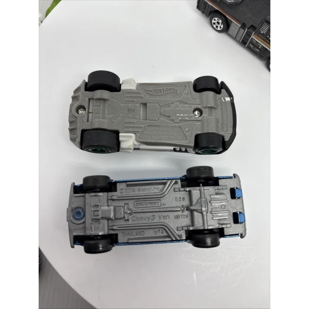 Mixed Lot of 10 Cars Hot Wheels Maisto Mattel From The 2000s Airplane‎ Race Cars